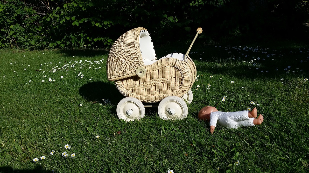 baby-carriage-798776_1280